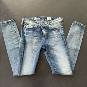 AG super skinny legging ankle. Size 25R.